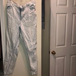 American Eagle Mom Jeans